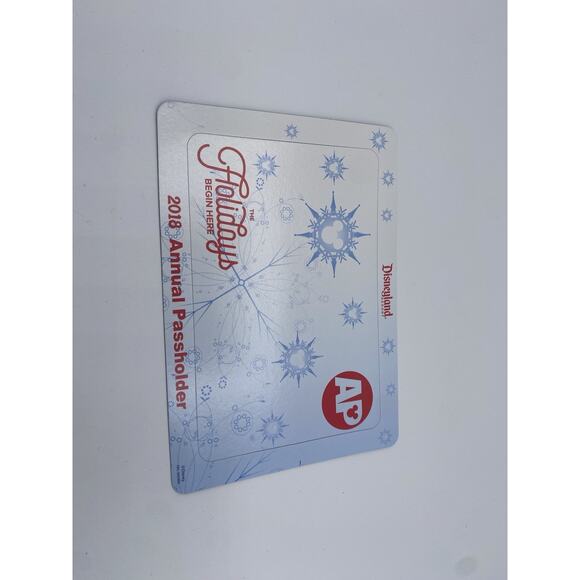 Lot Of 2 Disneyland AP 2018 Holiday Magnet Frame The Holidays Begin Here 5x7 - Picture 4 of 8